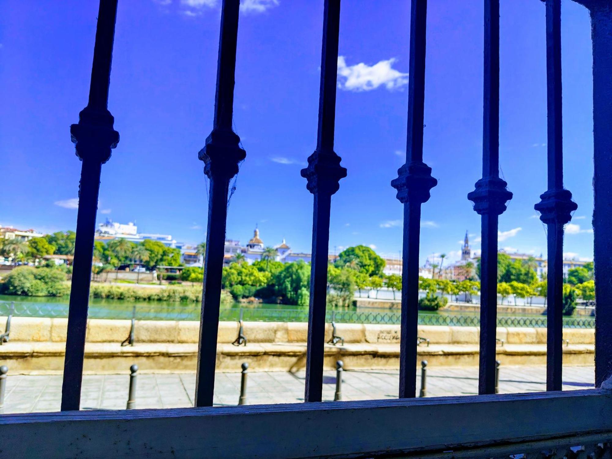 Boho Chic River Side Apartment Seville
