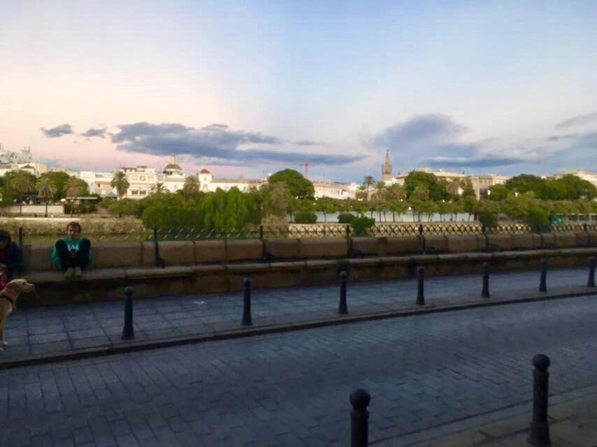Apartment Boho Chic River Side Seville